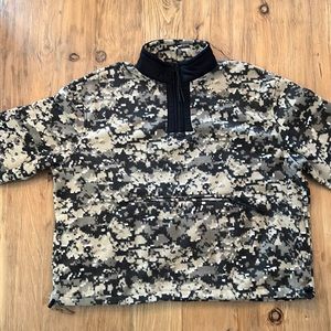 Zara Camo Pullover - quarter zip - L/XL